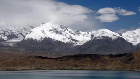 网络图片(侵删) 网络图片(侵删)