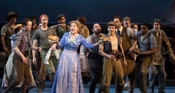 网络图片(侵删) 网络图片(侵删)