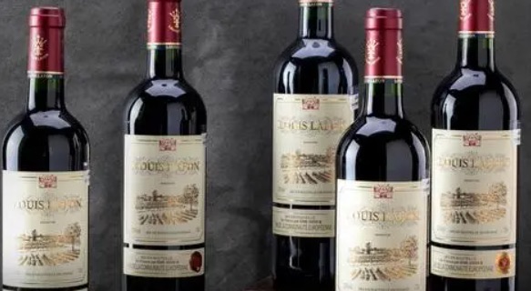 网络图片(侵删) 网络图片(侵删)