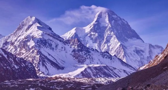 网络图片(侵删) 网络图片(侵删)