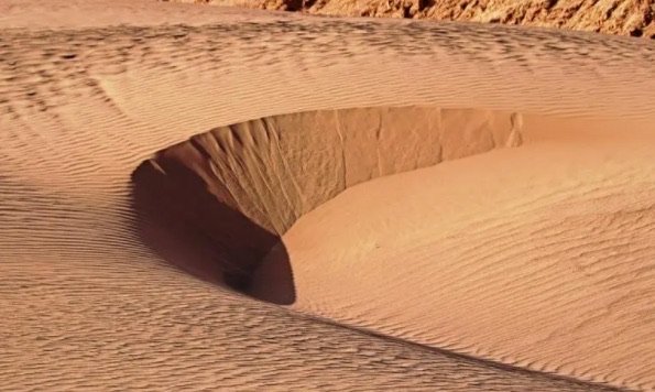 网络图片(侵删) 网络图片(侵删)