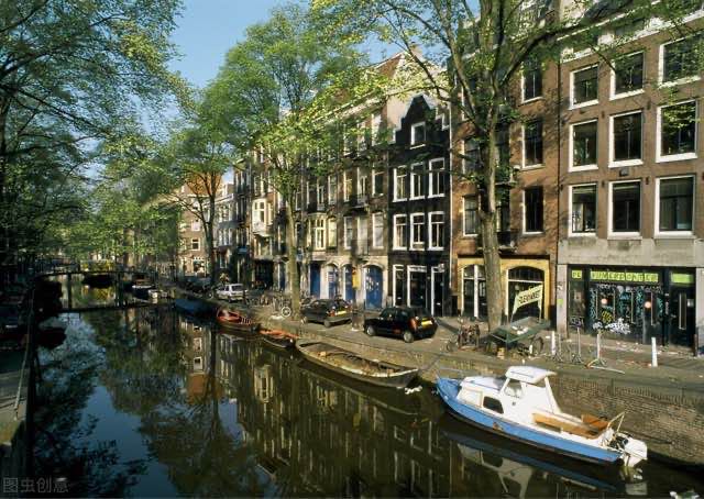 网络图片(侵删) 网络图片(侵删)