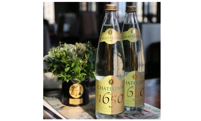 网络图片(侵删) 网络图片(侵删)