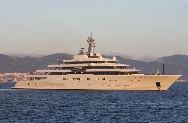 网络图片(侵删) 网络图片(侵删)