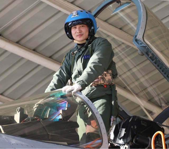 网络图片(侵删) 网络图片(侵删)