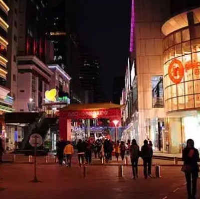 网络图片(侵删) 网络图片(侵删)