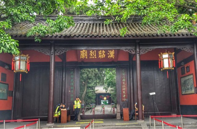 网络图片(侵删) 网络图片(侵删)