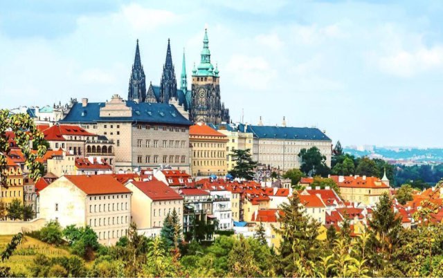 网络图片(侵删) 网络图片(侵删)