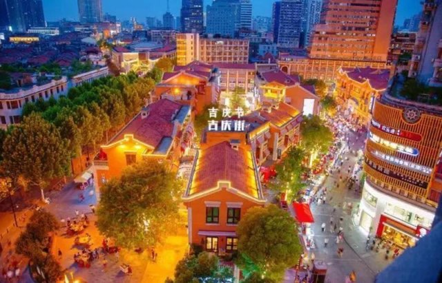 网络图片(侵删) 网络图片(侵删)