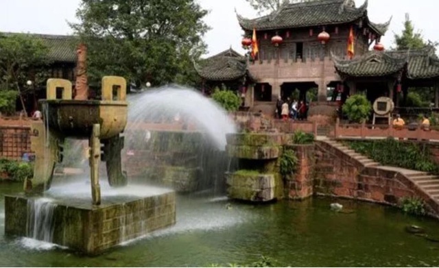 网络图片(侵删) 网络图片(侵删)