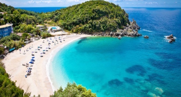 网络图片(侵删) 网络图片(侵删)