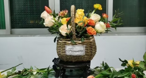 网络图片(侵删) 网络图片(侵删)