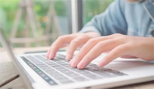 网络图片(侵删) 网络图片(侵删)