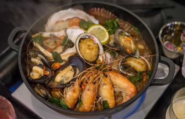 网络图片(侵删) 网络图片(侵删)