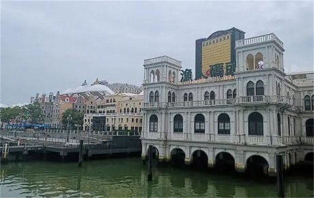 网络图片(侵删) 网络图片(侵删)