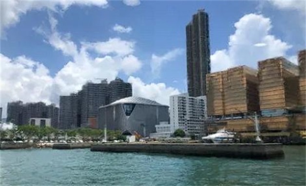 网络图片(侵删) 网络图片(侵删)