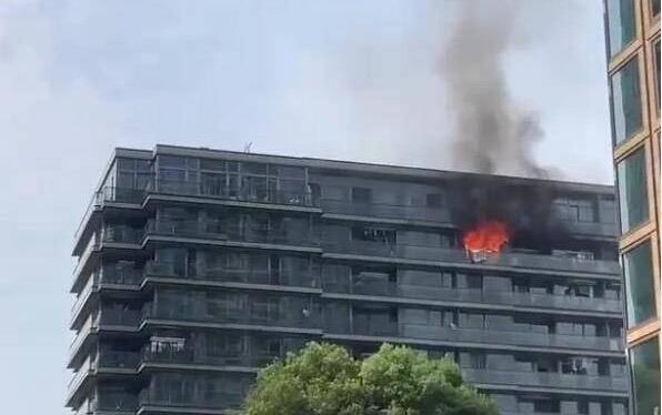 网络图片(侵删) 网络图片(侵删)