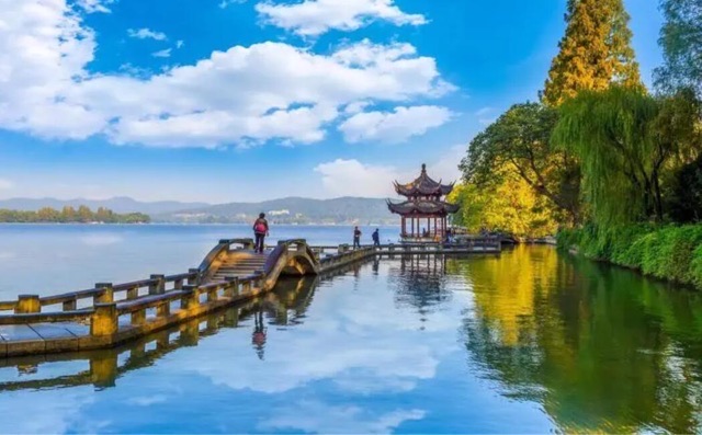 网络图片(侵删) 网络图片(侵删)