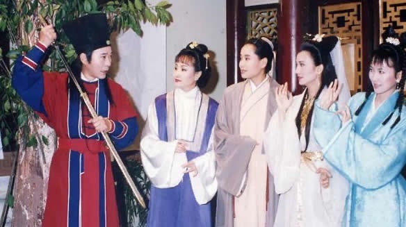 网络图片(侵删) 网络图片(侵删)