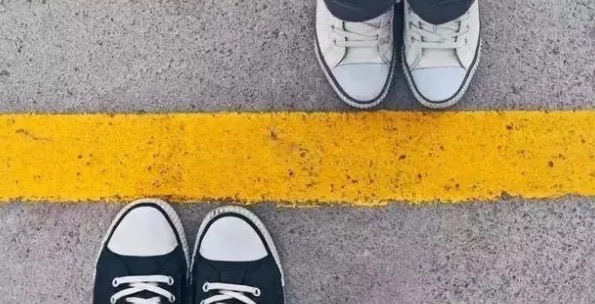 网络图片(侵删) 网络图片(侵删)