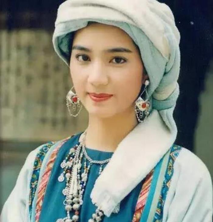 网络图片(侵删) 网络图片(侵删)