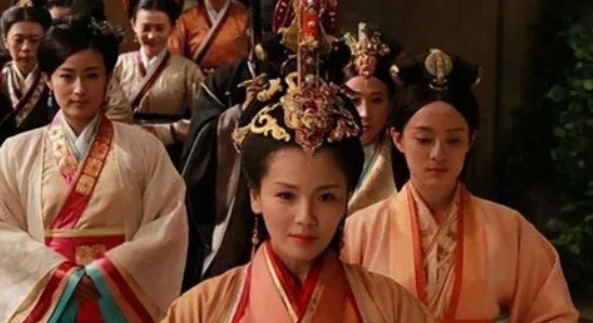 网络图片(侵删) 网络图片(侵删)