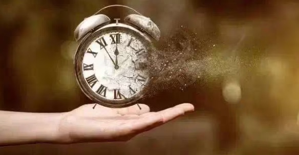 网络图片(侵删) 网络图片(侵删)