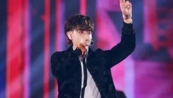 网络图片(侵删) 网络图片(侵删)