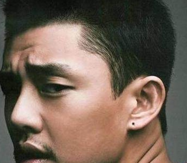 网络图片(侵删) 网络图片(侵删)