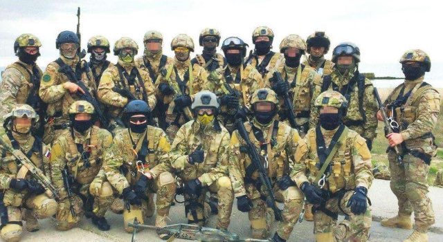 网络图片(侵删) 网络图片(侵删)