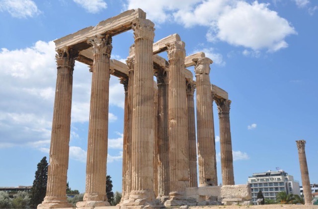 网络图片(侵删) 网络图片(侵删)