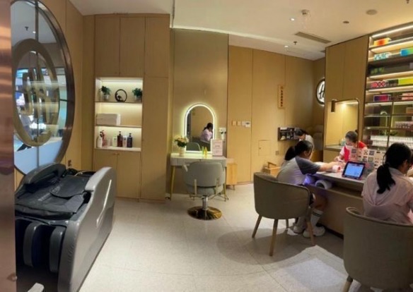 网络图片(侵删) 网络图片(侵删)