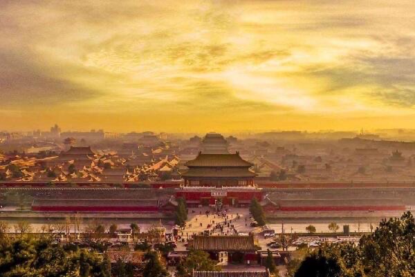 网络图片(侵删) 网络图片(侵删)