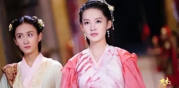 网络图片(侵删) 网络图片(侵删)