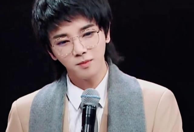 网络图片(侵删) 网络图片(侵删)