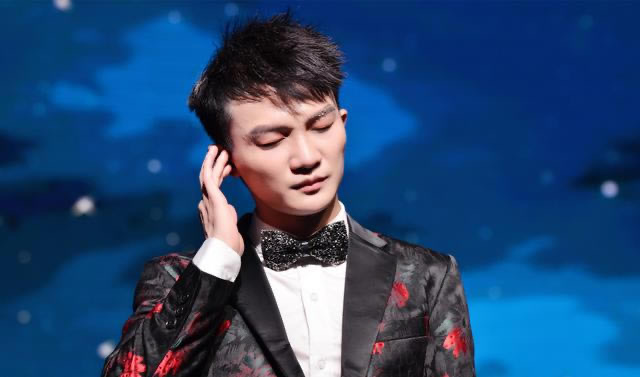 网络图片(侵删) 网络图片(侵删)