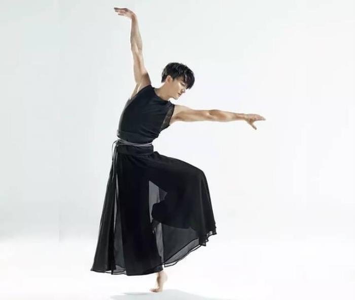 网络图片(侵删) 网络图片(侵删)