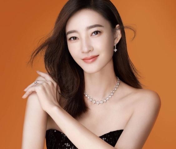 网络图片(侵删) 网络图片(侵删)