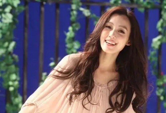 网络图片(侵删) 网络图片(侵删)