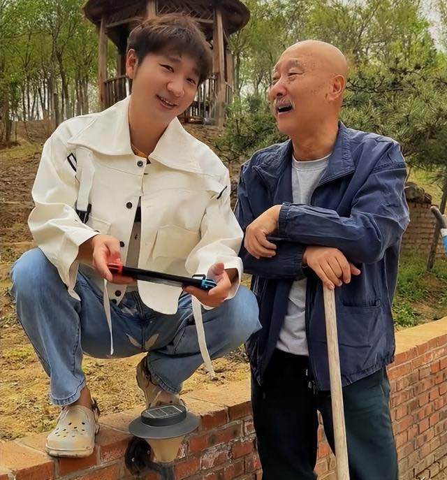 网络图片(侵删) 网络图片(侵删)