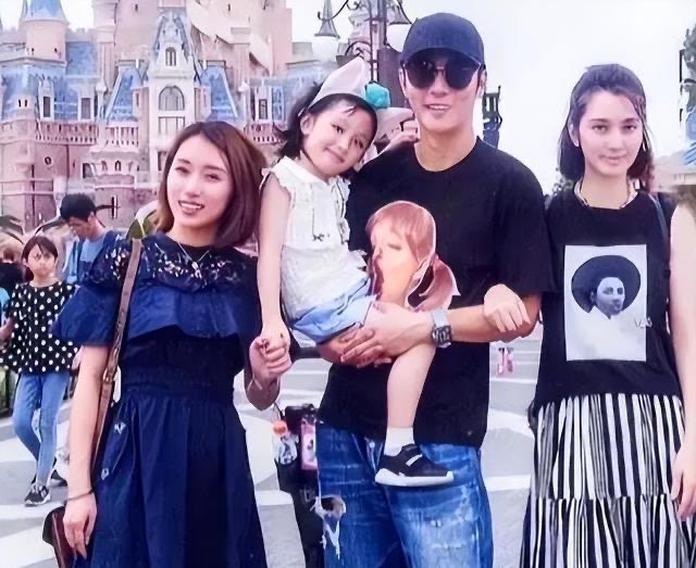 网络图片(侵删) 网络图片(侵删)