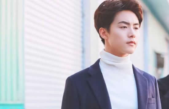 网络图片(侵删) 网络图片(侵删)