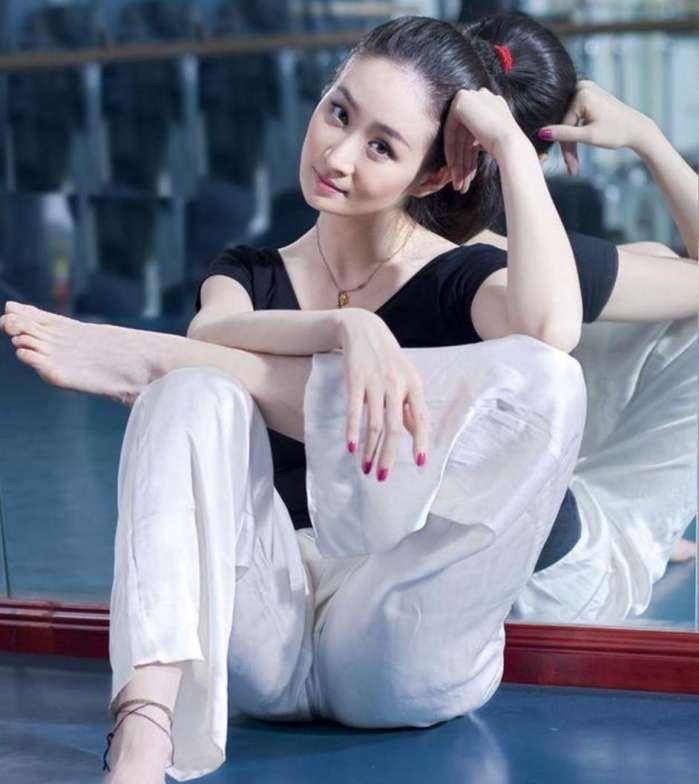 网络图片(侵删) 网络图片(侵删)