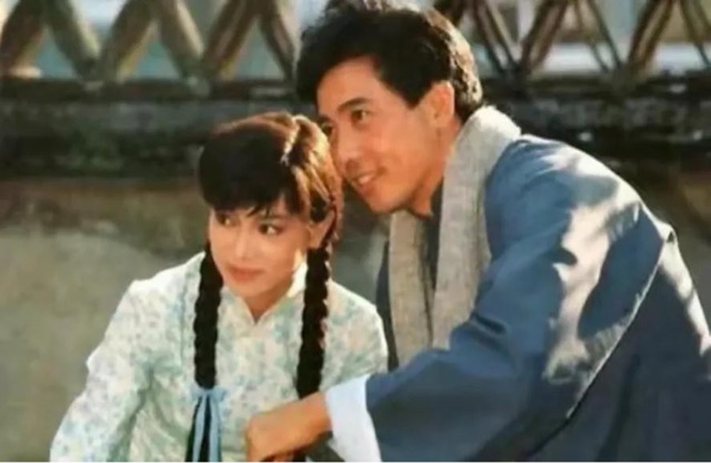 网络图片(侵删) 网络图片(侵删)