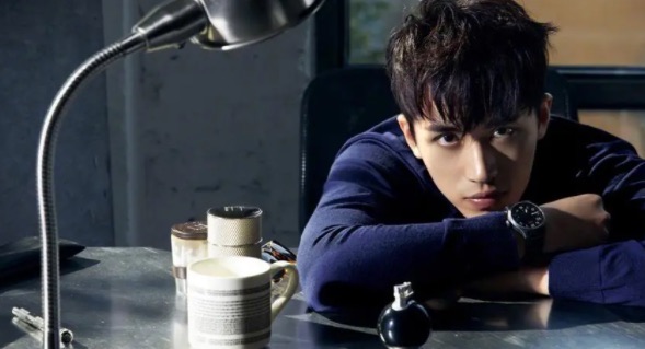 网络图片(侵删) 网络图片(侵删)