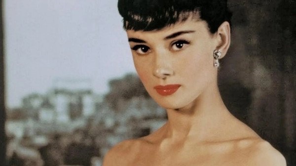 网络图片(侵删) 网络图片(侵删)