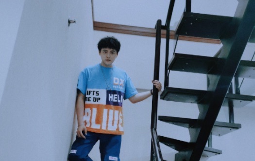 网络图片(侵删) 网络图片(侵删)