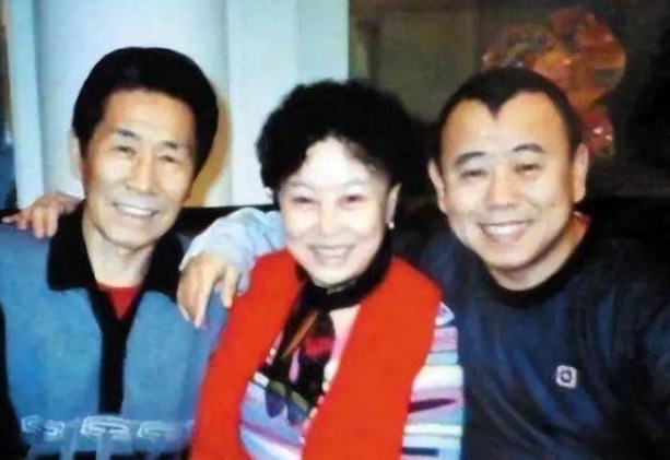 网络图片(侵删) 网络图片(侵删)